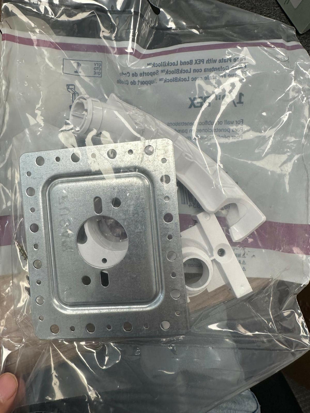 StrongArm™ LockBlocks™ 3/4 x 3-9/20 in. 20 ga Galvanized Steel Nylon 66 Bend