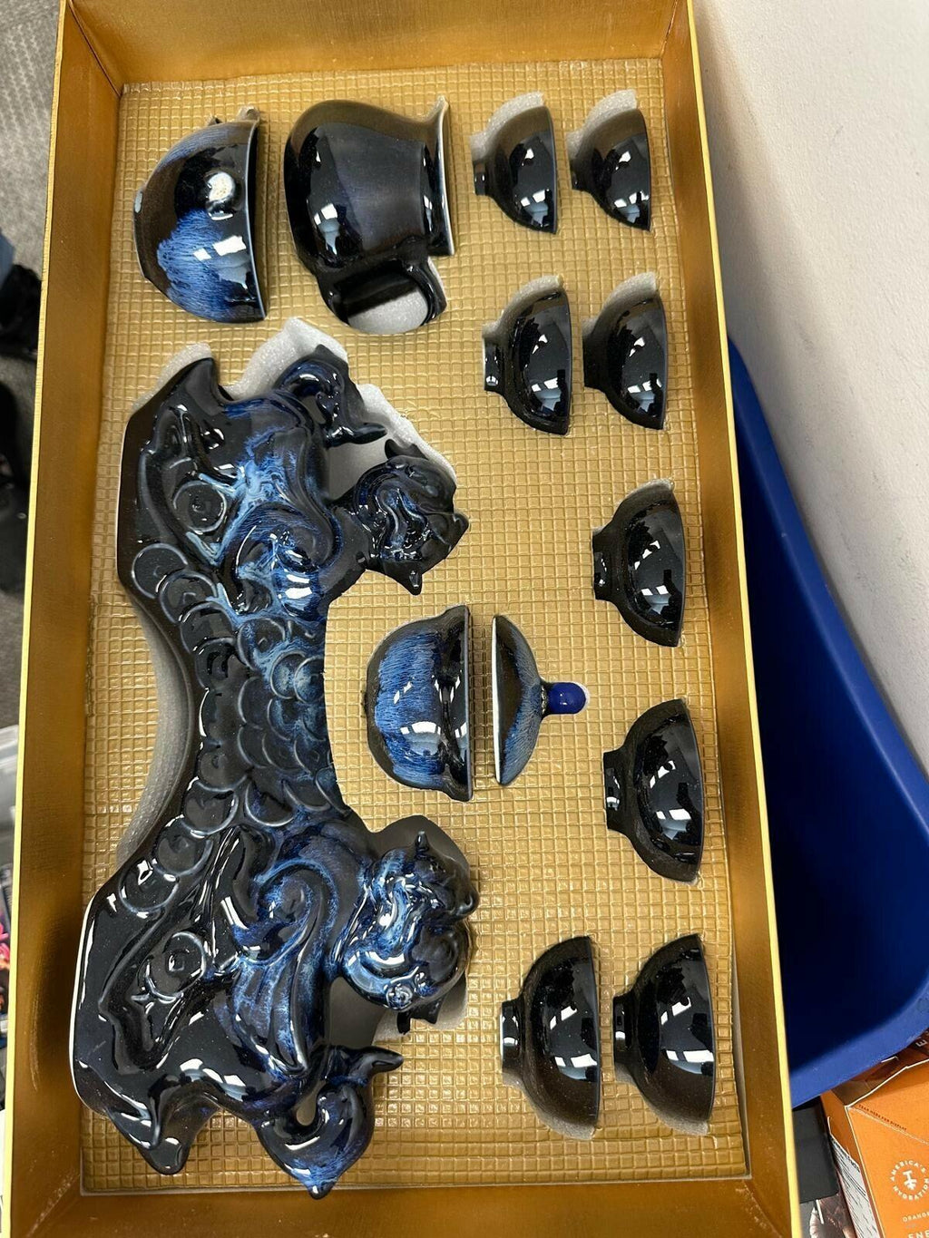 Scizorito Chinese Kung Fu Tea Set Gift Box Pixiu Style with 360 Rotation Teap...