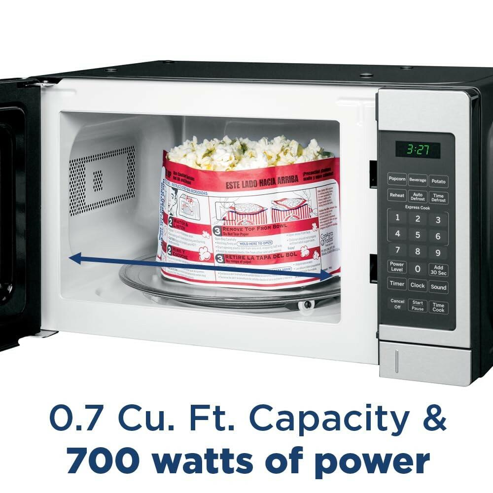 GE Countertop Microwave Oven, Compact 0.7 Cubic Ft., 700-watt Capacity, 6 Auto