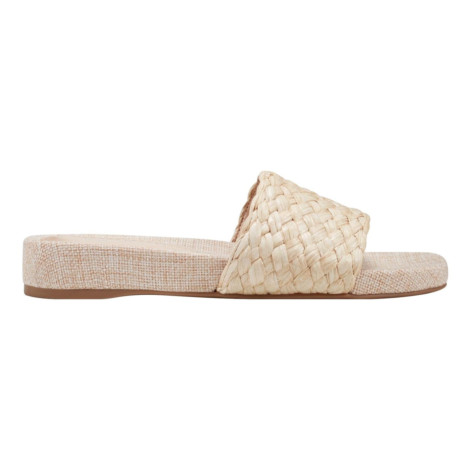 Bandolino Women's Deedee Sandal, Light Natural 110, 9