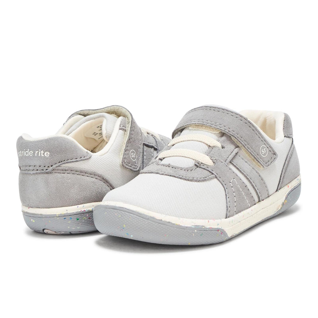 Stride Rite SR Fern Sneaker, Light Grey, 4 Wide US Unisex Little_Kid
